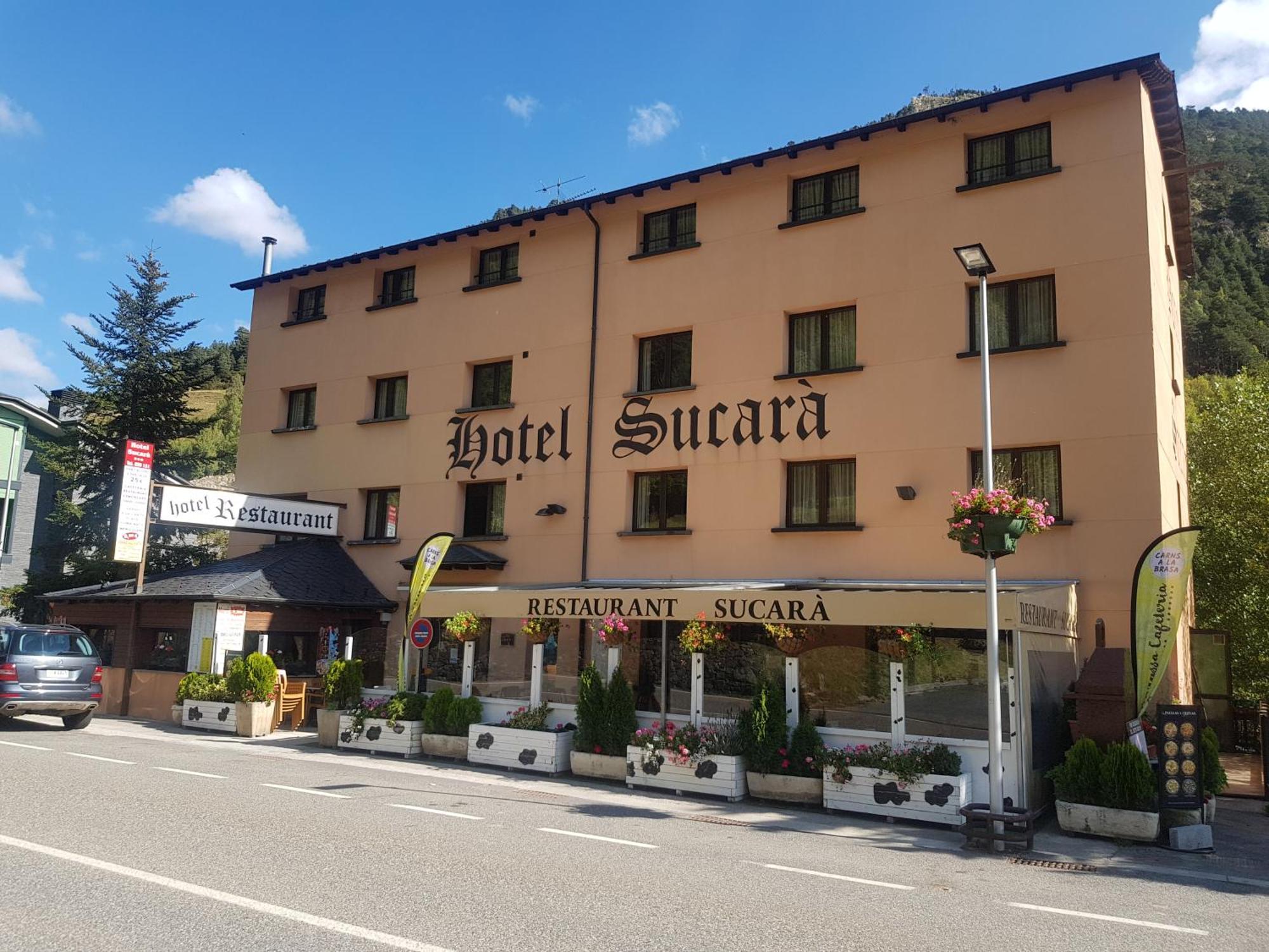 Hotel Sucara 라코르티나다 외부 사진